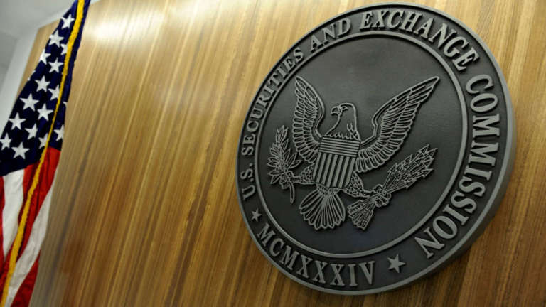 Major Crypto Exchanges Reassess Token Listings Amid Regulatory Heat