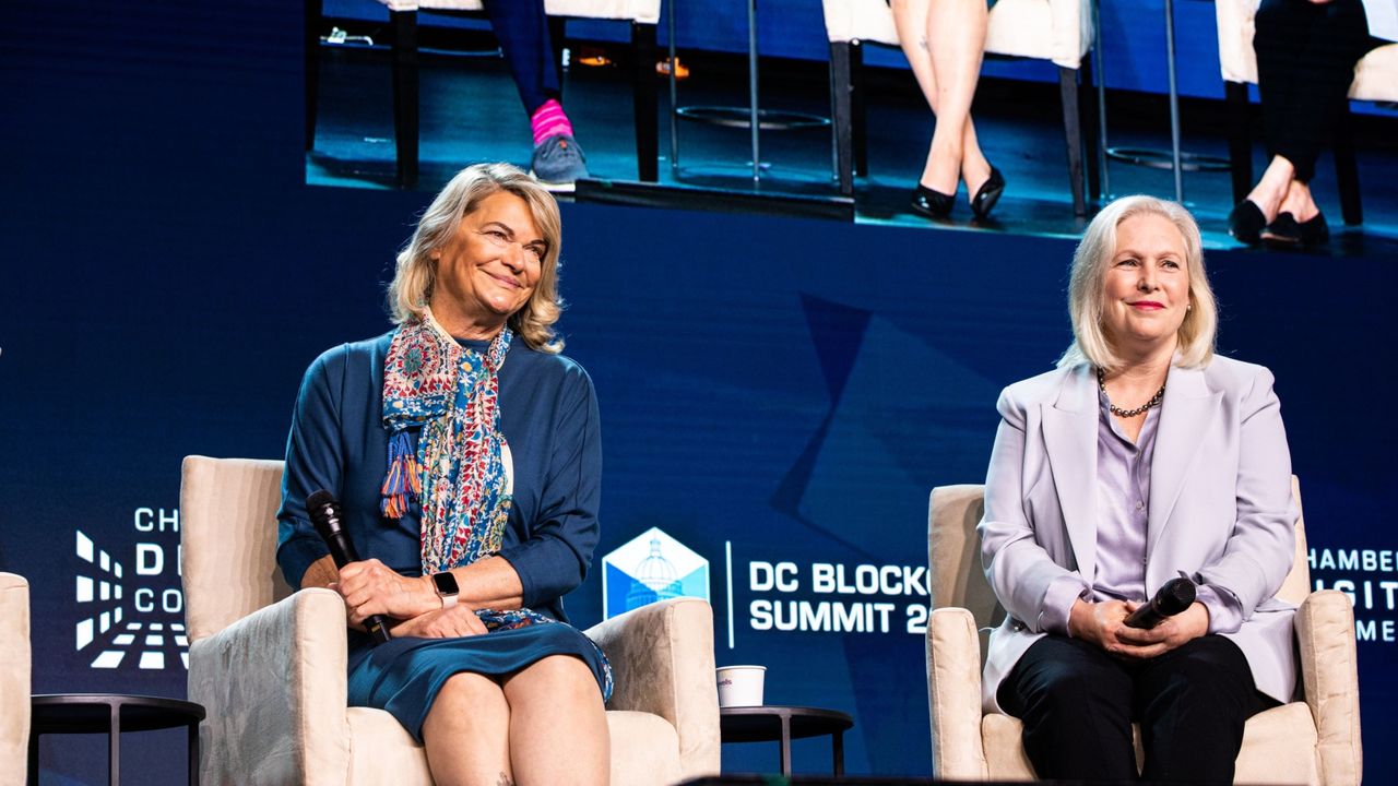 Revived Lummis-Gillibrand Crypto Bill Prioritizes CFTC, Defines DeFi