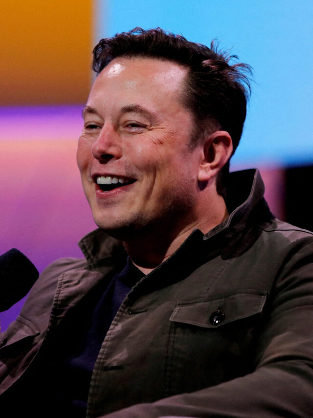 FILE PHOTO: FILE PHOTO: SpaceX owner and Tesla CEO Elon Musk speaks during a conversation with legendary game designer Todd Howard at the E3 gaming convention in Los Angeles