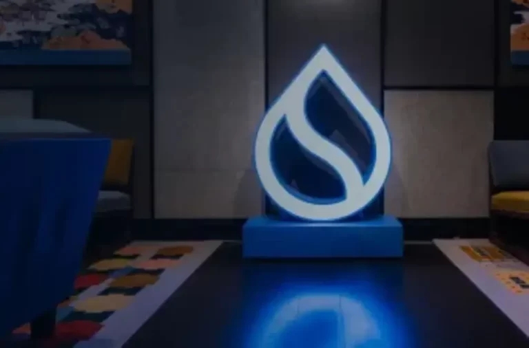 SUI price hits $1, driven by a bullish pattern, record transactions, and a 90% increase in TVL.